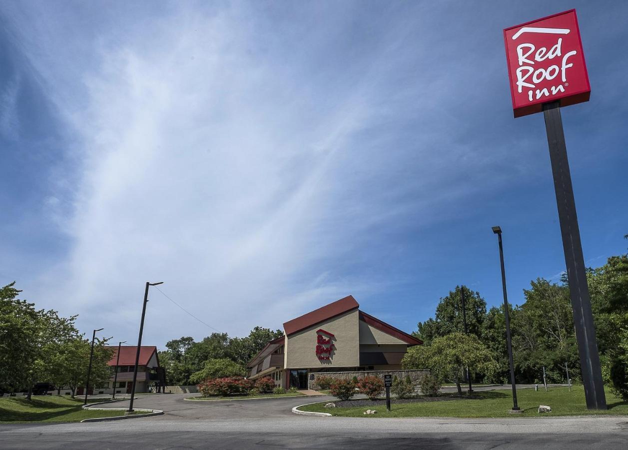 Red Roof Inn Cincinnati East - Beechmont Cherry Grove Exterior photo
